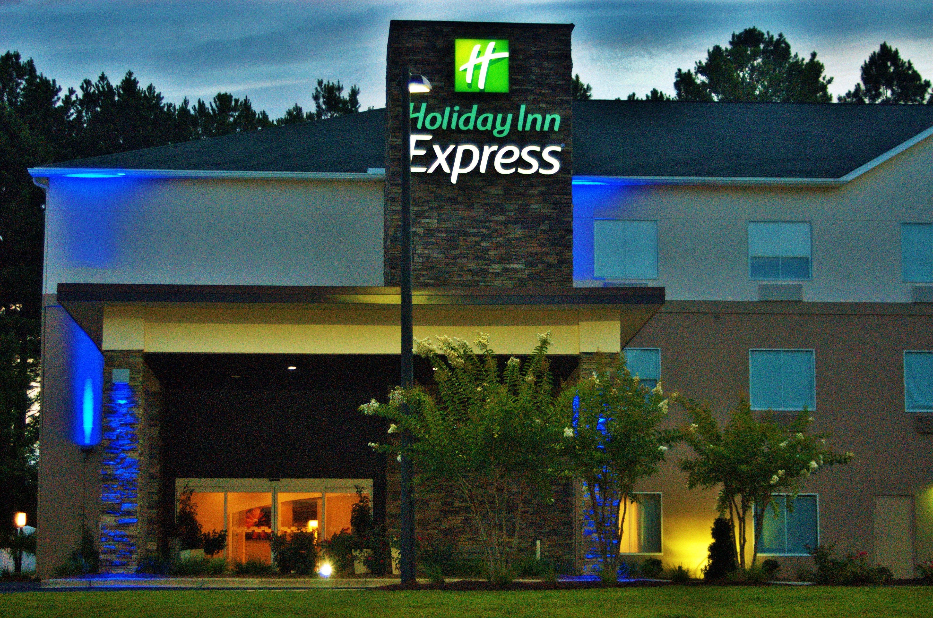Holiday Inn Express Defuniak Springs By Ihg Exteriör bild